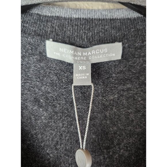 Neiman Marcus Cashmere Collection XS Charcoal Gray V-Neck Sweater - Picture 3 of 6